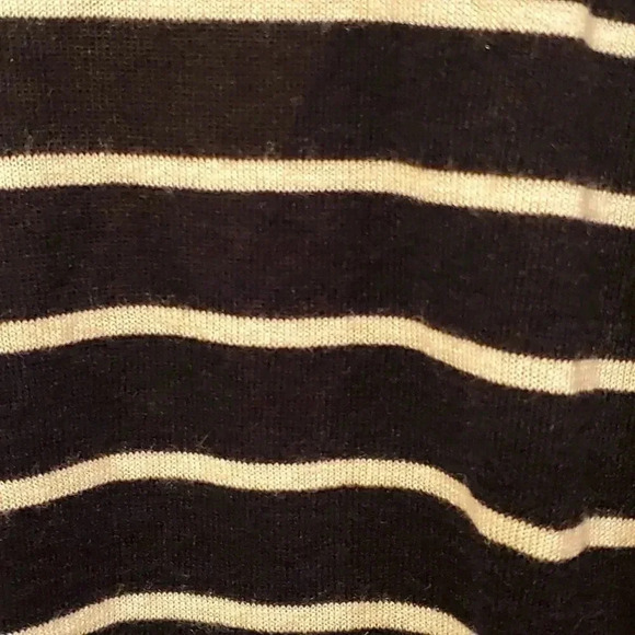 H&M black and white striped lightweight sweater Size Small - Picture 3 of 4